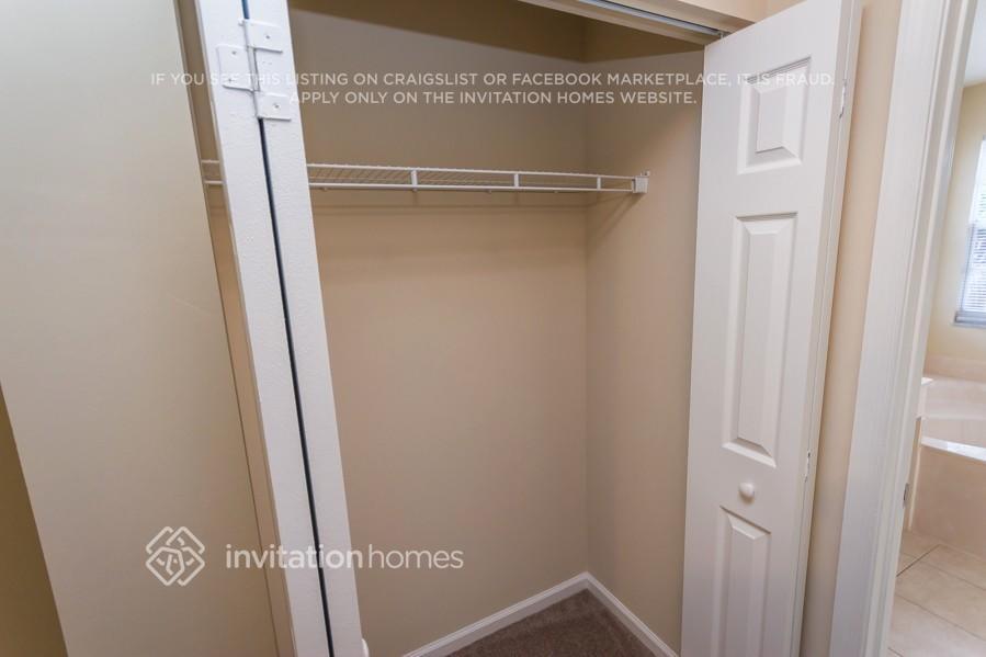 Building Photo - 6117 Adriatic Way