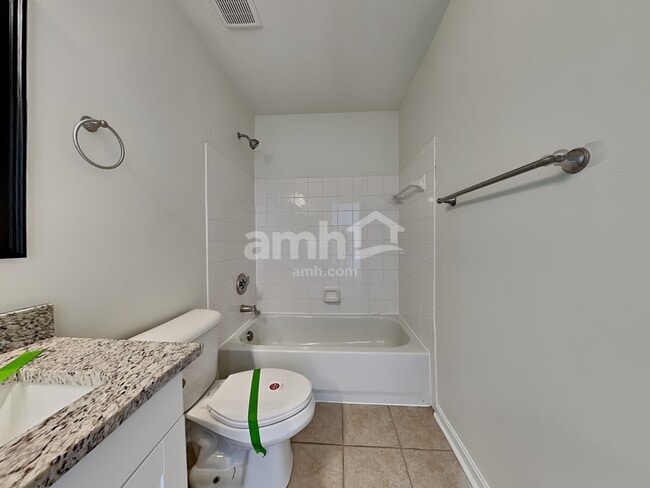 Building Photo - 2816 Fairways Drive