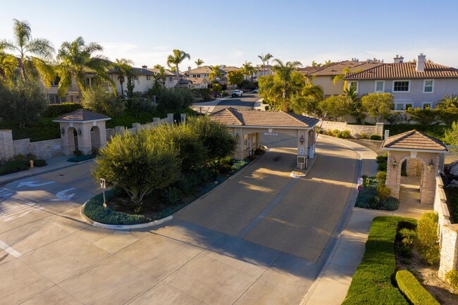 Building Photo - Spectacular Canyon-View Single-Level Home in Gated Hillcrest Estates!