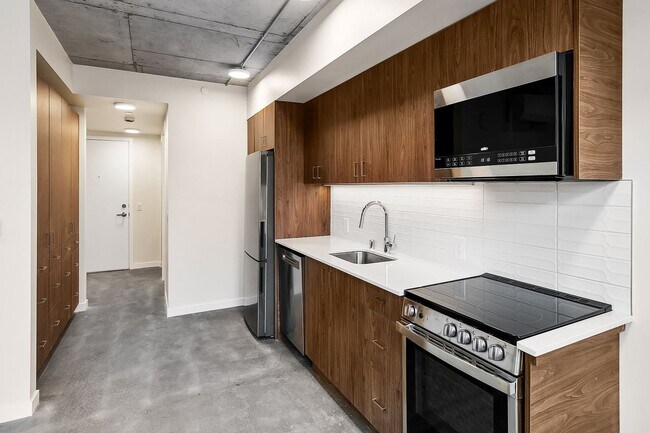Interior Photo - Fremont View: Modern Classic Collection