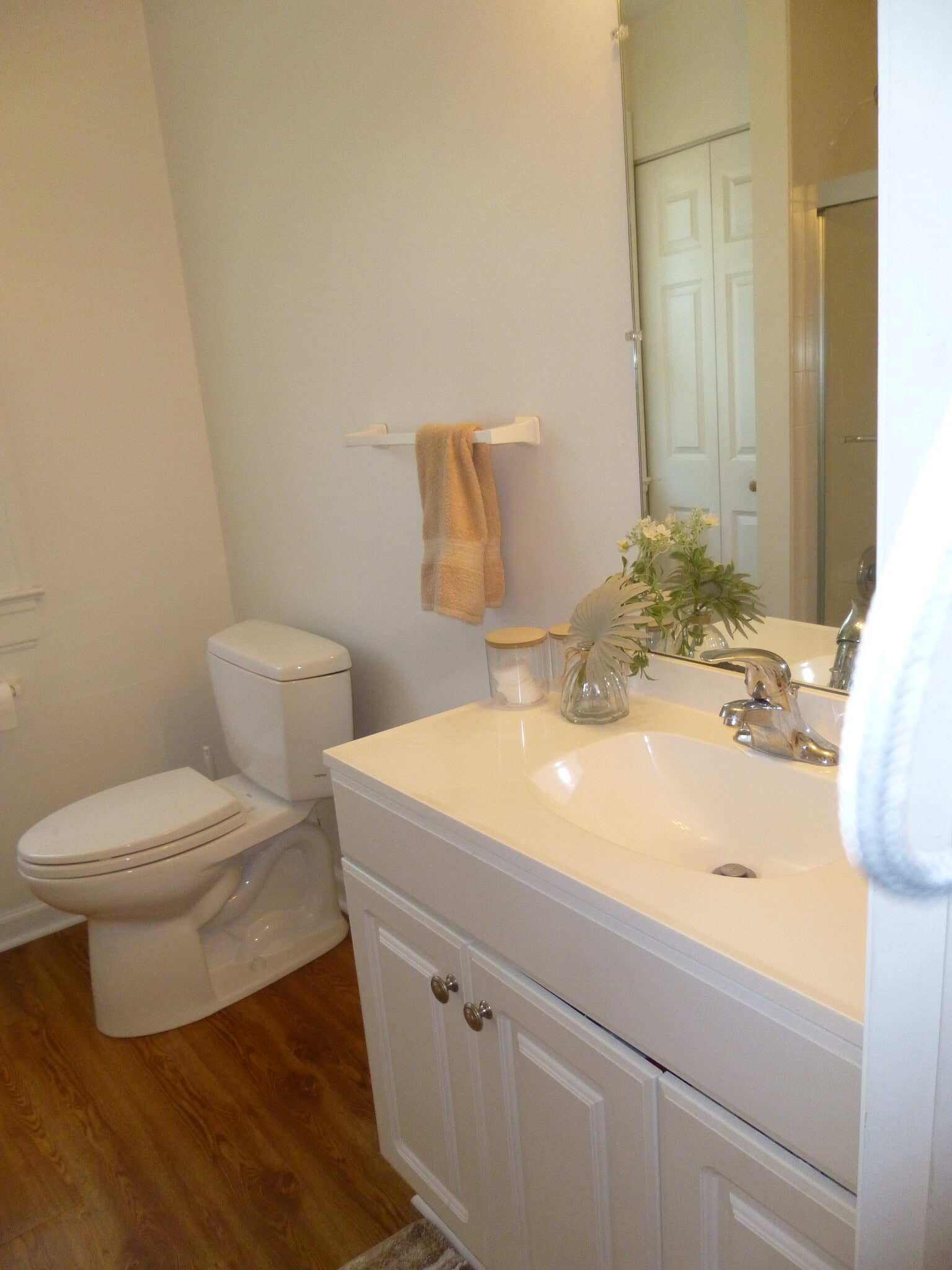 Bathroom - 920 Maryland Ave