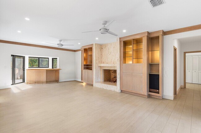 Building Photo - 4140 Sanctuary Ln