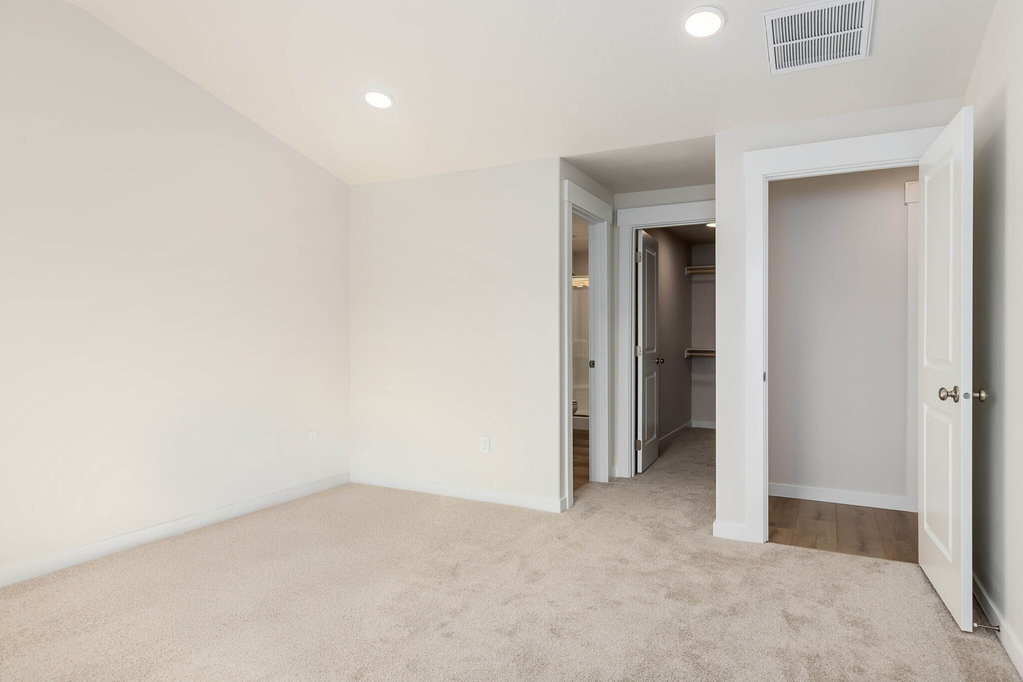 Building Photo - 11363 Bluefield Dr