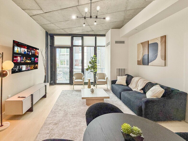 Building Photo - 1247 N 2nd St