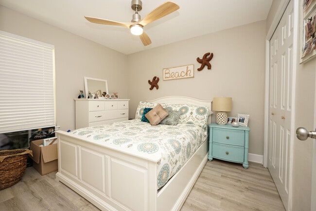 Building Photo - 1503 Green Acres Blvd