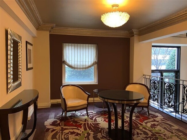 Building Photo - Kalorama Neighborhood Studio Apartment for Rent W/Stacked Washer & Dryer In Unit, Bike Storage, &...