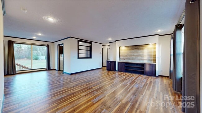 Building Photo - 7708 Waxhaw Hwy