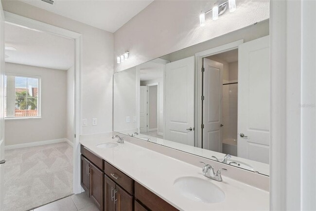 Building Photo - 8884 Bismarck Palm Dr