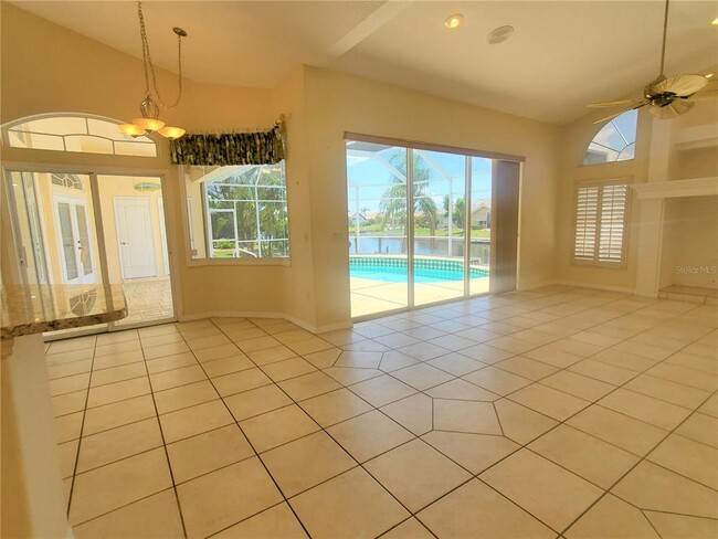 Building Photo - 315 Caicos Dr