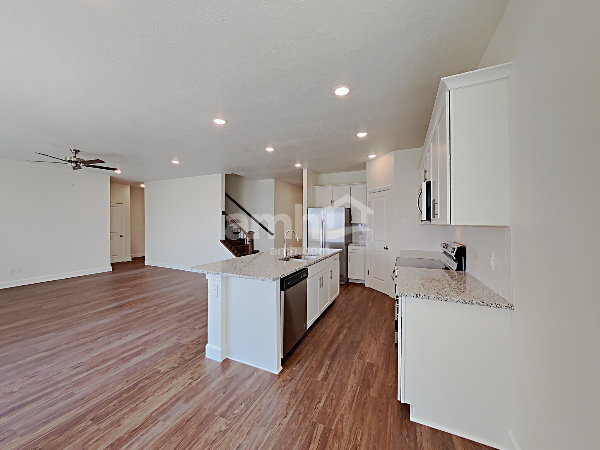 Building Photo - 1279 N Wagon Wy