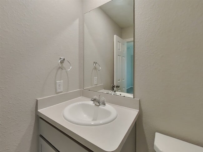 Building Photo - 11151 N Lake Mist Ln