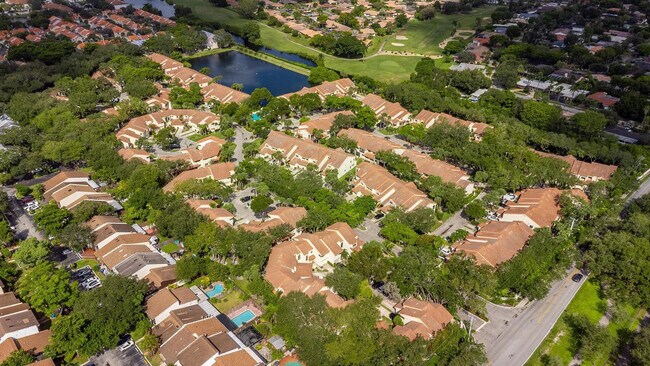 Building Photo - 3351 Emerald Oaks Dr