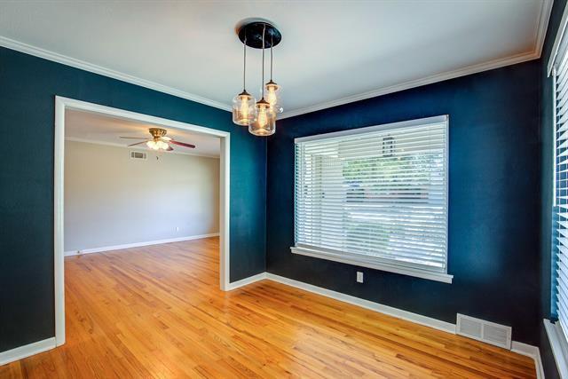 Building Photo - 6562 Locke Ave