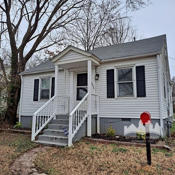 Primary Photo - 3638 Marion Ave