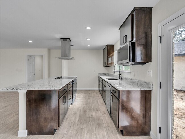 Building Photo - 4835 County Rd 380