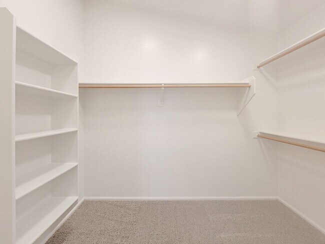 Building Photo - Excellent neighborhood in Goodyear!