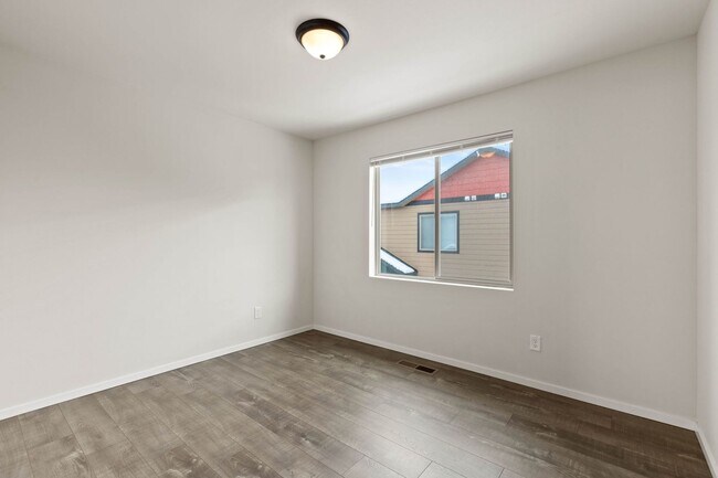 Building Photo - 2-bedroom townhomes, a modern take on apartment-style living