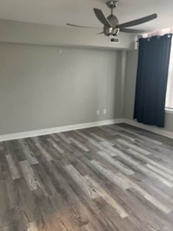 Building Photo - 2415 Brownsboro Rd