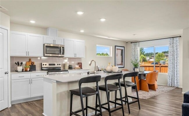 Building Photo - New Construction 3 bedroom property in Sul...