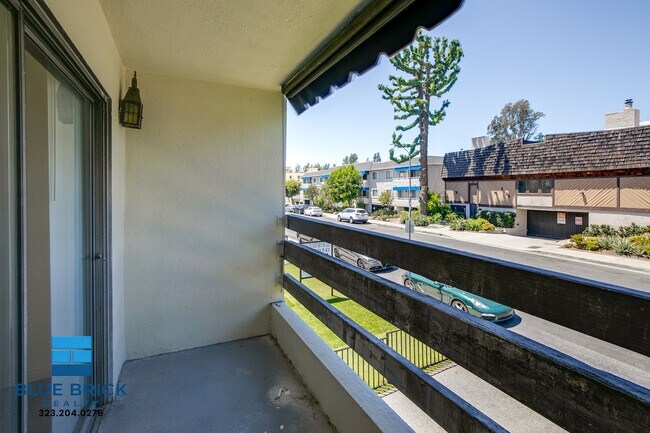 Building Photo - 5452 Corteen Pl