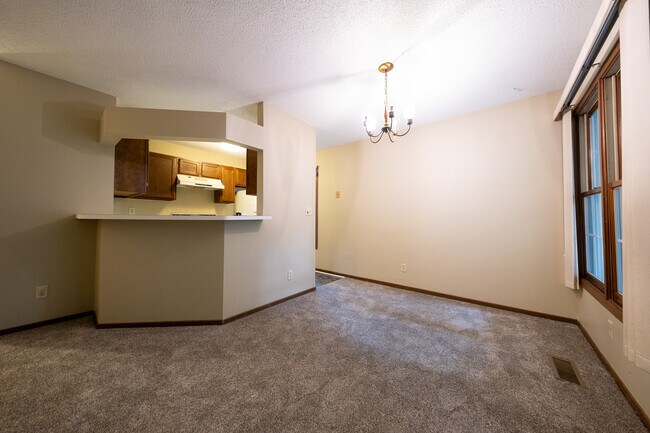 Building Photo - 7451 W 110th St