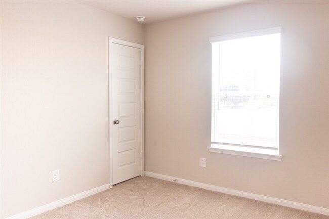 Building Photo - 15607 Buffalo Mdw Ct