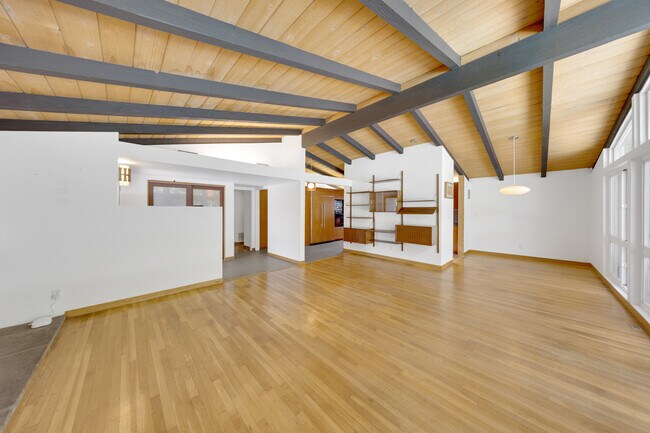 Building Photo - 16439 Kingsbury St