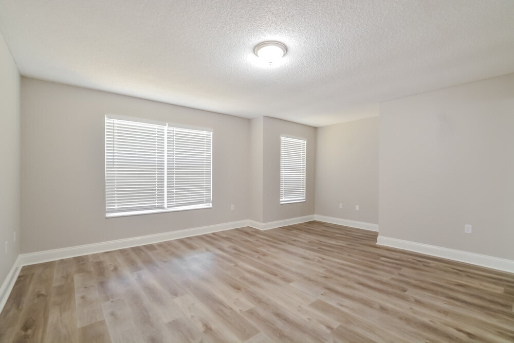 Building Photo - 250 Lynn St