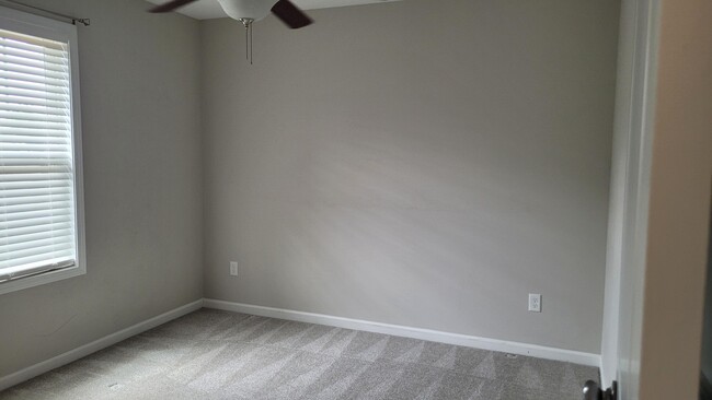 Building Photo - 3115 Explorer Dr