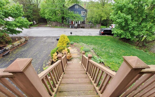 Building Photo - 9 Willard Pl