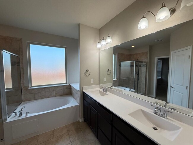 Building Photo - 11325 SW 33rd Terrace