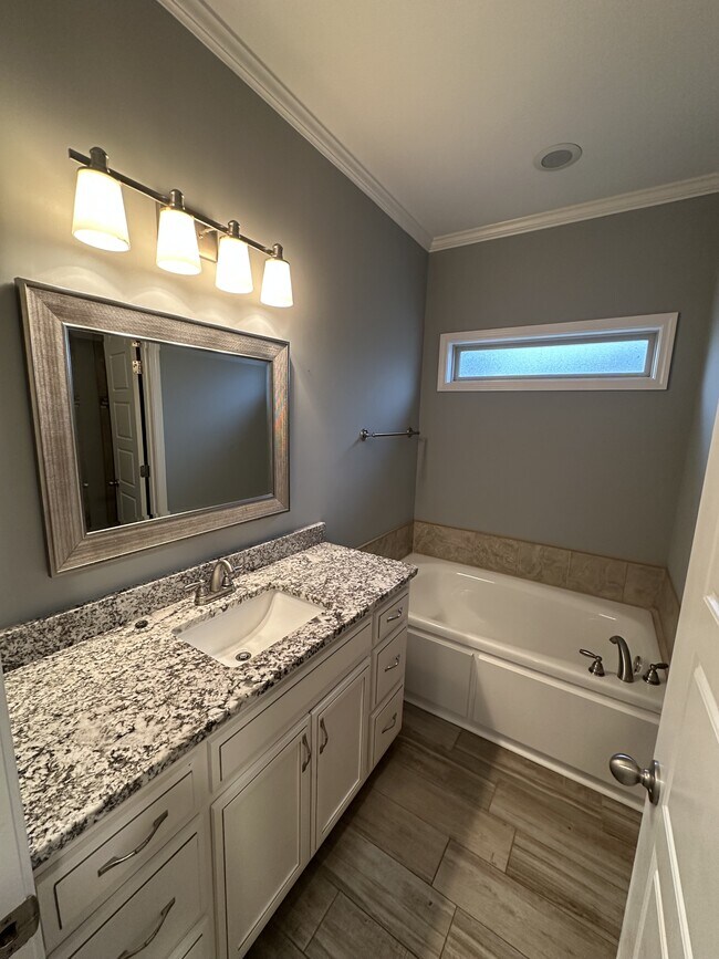 Building Photo - 1817 Atlanta Ave