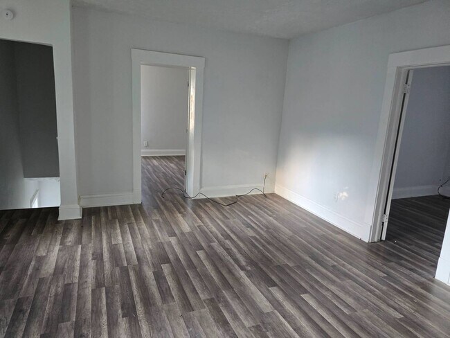 Building Photo - 8323 Medina Ave