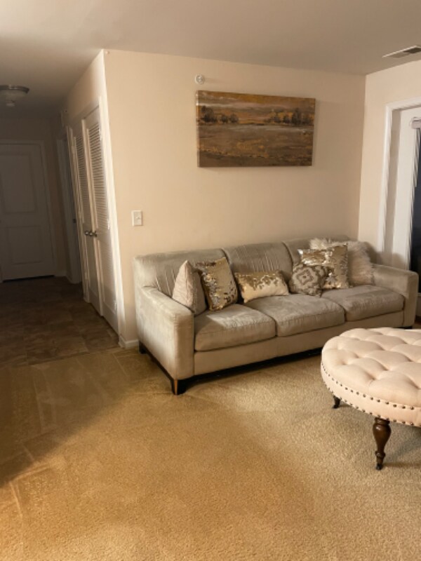 Building Photo - 5406 Greenplain Rd