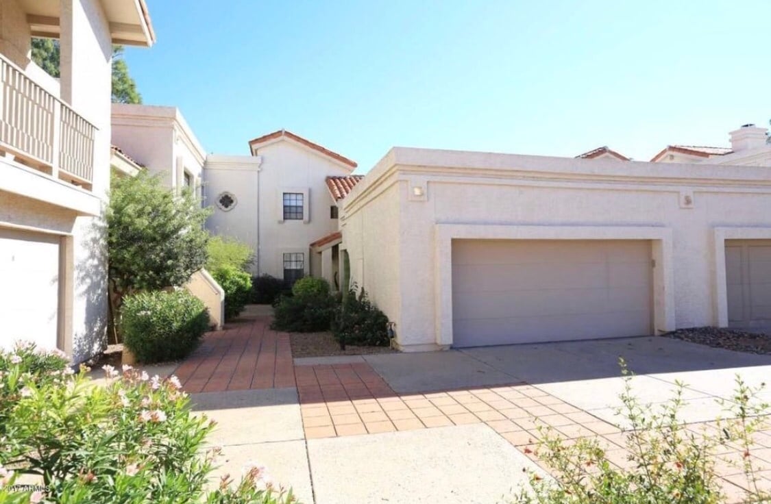 Entry - 7800 E Lincoln Dr