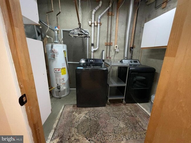 Building Photo - 1027 Travis Ln