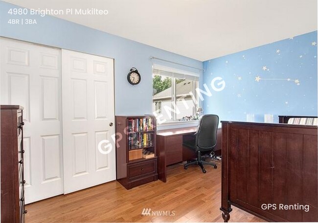 Building Photo - 4980 Brighton Pl