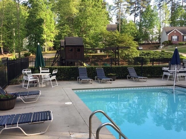 Building Photo - 3840 Pilgrim Mill Rd