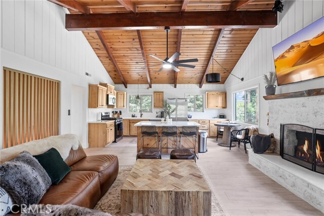 Building Photo - 41625 Thrush Ct