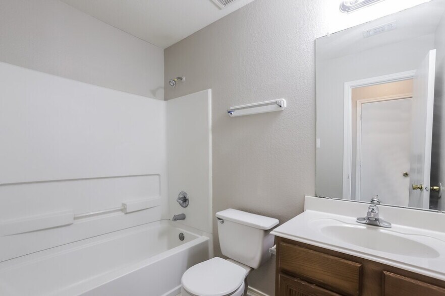 Building Photo - 7935 Raven Creek Ln