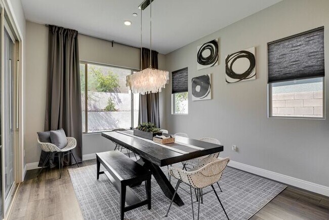 Building Photo - BEAUTIFULLY FULLY FURNISHED 4 BEDROOM 3.5 BATH HOME IN 89138
