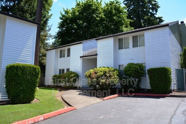 Building Photo - 12360 SW Sussex St