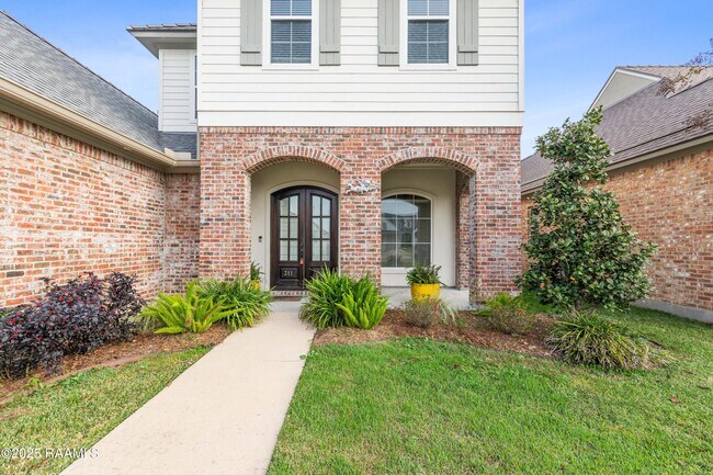 Building Photo - 311 Oats Dr