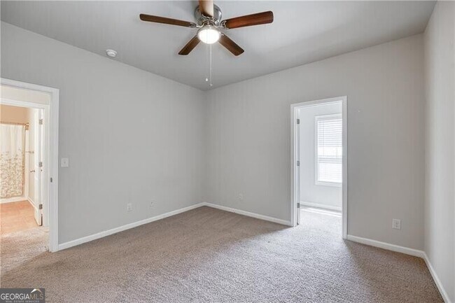 Building Photo - 5216 Apple Grove Rd NE
