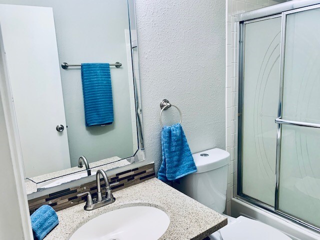 Building Photo - 2505 Overland Trail