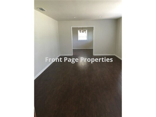Building Photo - 4404 Airport Blvd