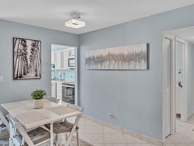 Building Photo - 5200 N Ocean Blvd