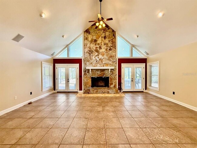 Building Photo - 1103 Ballinger Rd