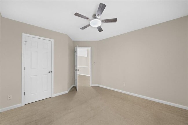 Building Photo - 2626 Fresian Ct NE