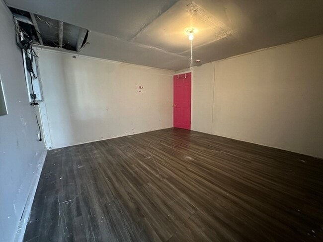 Building Photo - 63 Crabtree Rd